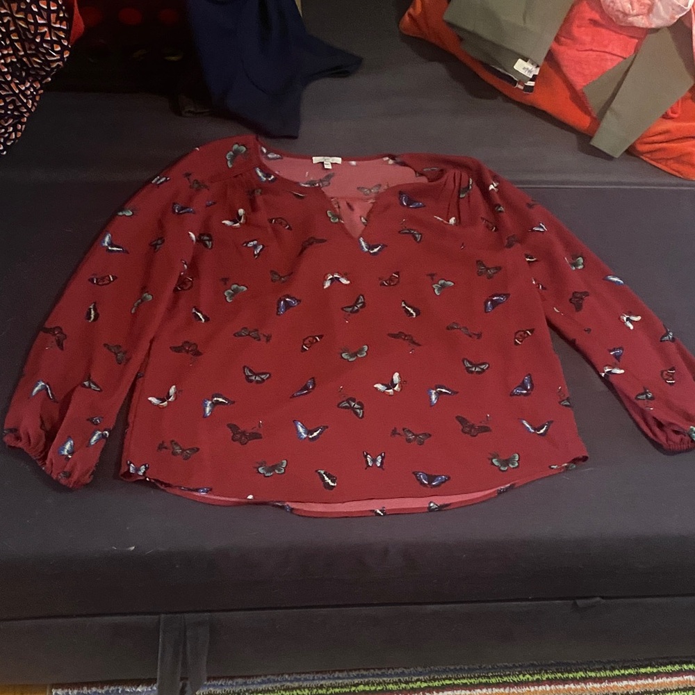 Joie Maroon Butterfly-Print V-Neck Blouse